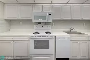 1000 West Ave, Miami Beach, FL 33139 - Photo 2