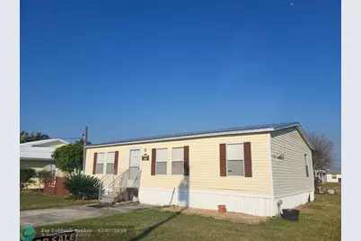 1057  Blue Heron, Moore Haven, FL 33471 - Photo 2