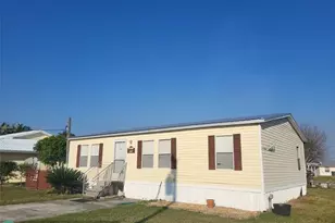 1057 Blue Heron, Moore Haven, FL 33471 - Photo 2