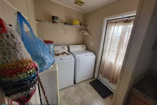 1057 Blue Heron, Moore Haven, FL 33471 - Photo 10