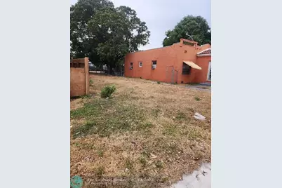 407 N H Street, Lake Worth Beach, FL 33460 - Photo 10