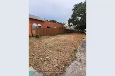 407 N H Street, Lake Worth Beach, FL 33460 - Photo 8