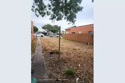 407 N H Street, Lake Worth Beach, FL 33460 - Photo 1