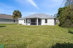 1055 18th St, Vero Beach, FL 32962 - Photo 18