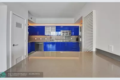 3101  Bayshore Dr, Unit #2409, Fort Lauderdale, FL 33304 - Photo 18