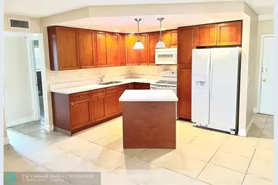 4425  Treehouse Ln, Unit #A, Tamarac, FL 33319 - Photo 1