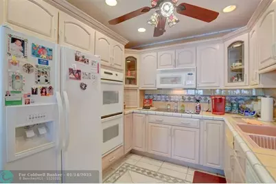 305 S Riverside Dr, Pompano Beach, FL 33062 - Photo 24