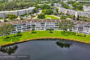 3107 Cambridge E, Deerfield Beach, FL 33442 - Photo 12