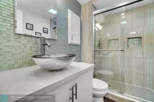 2801 NE 183rd St, Aventura, FL 33160 - Photo 24