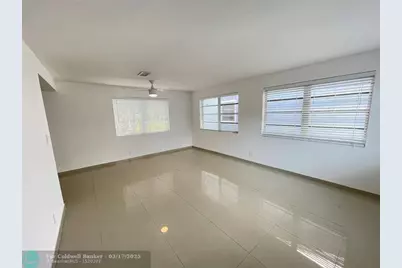 35 NE 3rd St, Dania Beach, FL 33004 - Photo 10