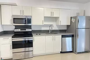 35 NE 3rd St, Dania Beach, FL 33004 - Photo 6