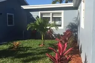 35 NE 3rd St, Dania Beach, FL 33004 - Photo 16