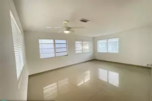 35 NE 3rd St, Dania Beach, FL 33004 - Photo 4