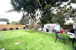 578 Tallulah Rd, Lake Worth, FL 33462 - Photo 10