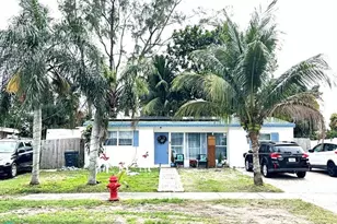 578 Tallulah Rd, Lake Worth, FL 33462 - Photo 1