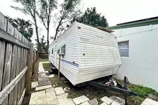 578 Tallulah Rd, Lake Worth, FL 33462 - Photo 12