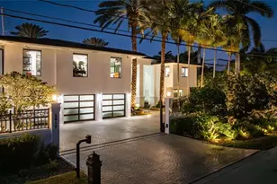 2817 NE 26th Ct, Fort Lauderdale, FL 33306 - Photo 2