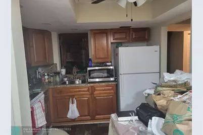 7680 NW 18th St, Unit #302, Margate, FL 33063 - Photo 4