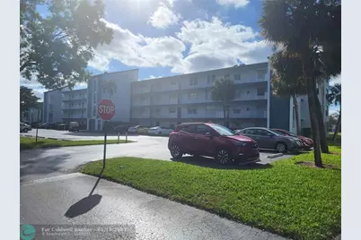 7680 NW 18th St, Unit #302, Margate, FL 33063 - Photo 2