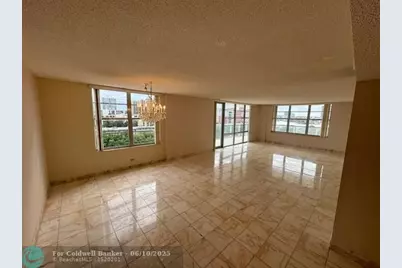 230  174th St, Unit #814, Sunny Isles Beach, FL 33160 - Photo 10