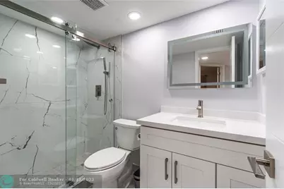 9523 S Hollybrook Lake Dr, Unit #102, Pembroke Pines, FL 33025 - Photo 8