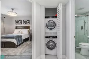 9523 S Hollybrook Lake Dr, Pembroke Pines, FL 33025 - Photo 6