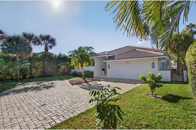 513 S Riverside Dr, Pompano Beach, FL 33062 - Photo 10