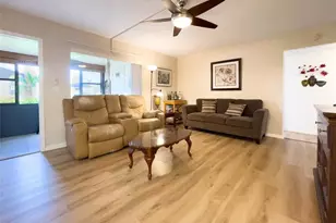 330 Knotty Pine Cir, Greenacres, FL 33463 - Photo 2