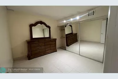 5005  Collins Ave, Unit #1210, Miami Beach, FL 33140 - Photo 16