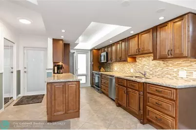 2731 NE 14th Street Cswy, Unit #605, Pompano Beach, FL 33062 - Photo 4