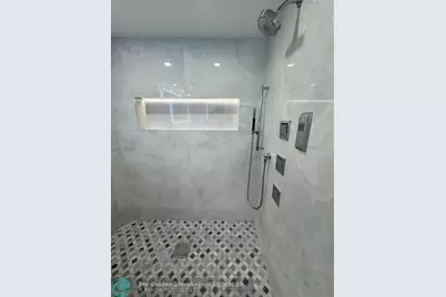 2051 SE 3rd St, Unit #406, Deerfield Beach, FL 33441 - Photo 12