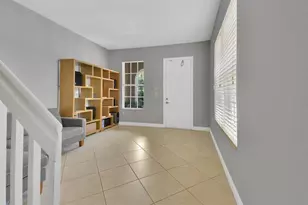 6927 Julia Gardens Dr, Coconut Creek, FL 33073 - Photo 4