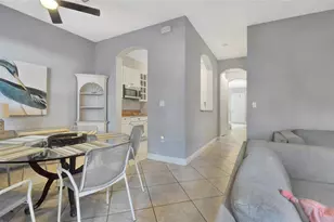 6927 Julia Gardens Dr, Coconut Creek, FL 33073 - Photo 8