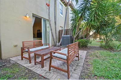 6927  Julia Gardens Dr, Coconut Creek, FL 33073 - Photo 26