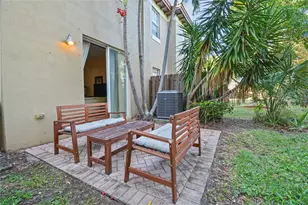 6927 Julia Gardens Dr, Coconut Creek, FL 33073 - Photo 26