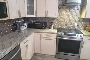 19421 NW 18th Ct, Miami Gardens, FL 33056 - Photo 16