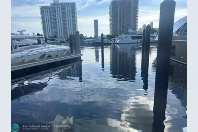 19777 E Country Club Dr, Aventura, FL 33180 - Photo 4