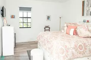 1147 SW 7th Ave, Florida City, FL 33034 - Photo 26