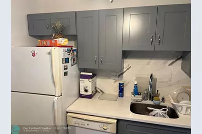 3140  Holiday Springs Blvd, Unit #109, Margate, FL 33063 - Photo 8