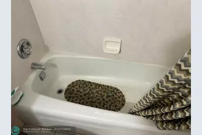 3140  Holiday Springs Blvd, Unit #109, Margate, FL 33063 - Photo 16