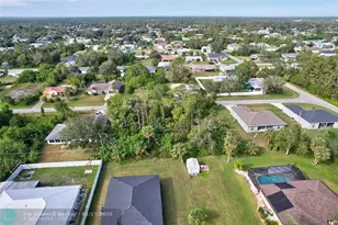 861 Red Bay, Port Charlotte, FL 33948 - Photo 8