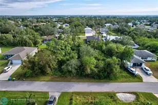 861 Red Bay, Port Charlotte, FL 33948 - Photo 2