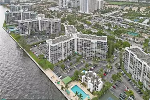 800 Parkview Dr, Hallandale Beach, FL 33009 - Photo 2