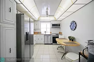 800 Parkview Dr, Hallandale Beach, FL 33009 - Photo 20