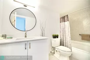 800 Parkview Dr, Hallandale Beach, FL 33009 - Photo 24