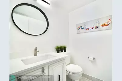 800  Parkview Dr, Unit #524, Hallandale Beach, FL 33009 - Photo 12