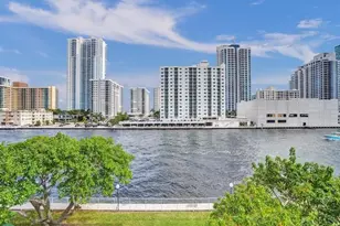 800 Parkview Dr, Hallandale Beach, FL 33009 - Photo 34