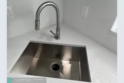 11410 NW 39th St, Coral Springs, FL 33065 - Photo 40