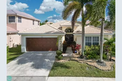 1833 SW 180th Ter, Miramar, FL 33029 - Photo 1