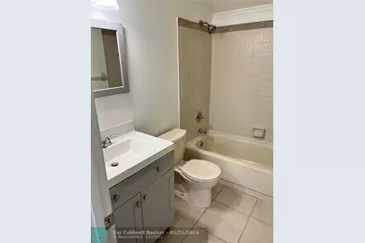 1040  Twin Lakes Dr, Unit #1040, Coral Springs, FL 33071 - Photo 14